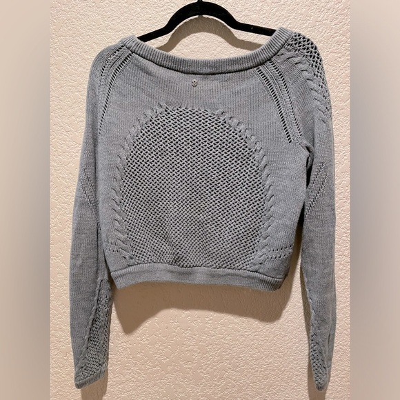 Lululemon Be Present Pullover Sweater Cropped Earl Grey - Picture 10 of 13